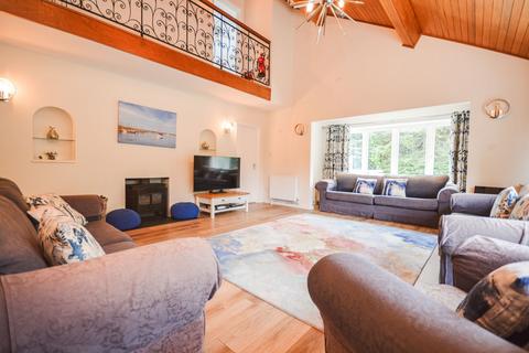 5 bedroom detached house to rent, Blakeney
