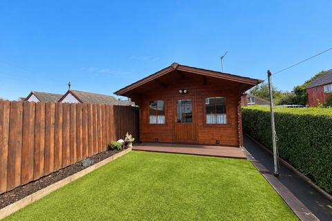 4 bedroom end of terrace house for sale, New Street, Lampeter, SA48