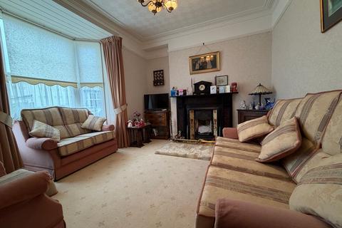 4 bedroom end of terrace house for sale, New Street, Lampeter, SA48