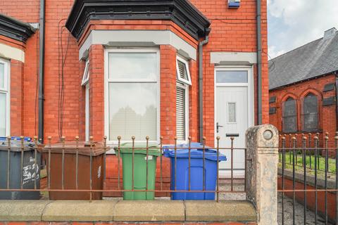 3 bedroom end of terrace house for sale, Warrington Lane, Wigan WN1