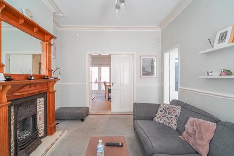3 bedroom end of terrace house for sale, Warrington Lane, Wigan WN1