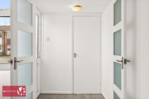 3 bedroom house for sale, Glenester Close, Hoddesdon EN11