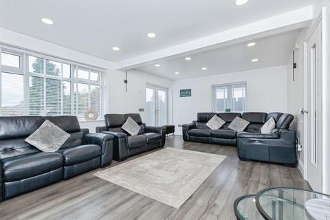5 bedroom detached bungalow for sale, Lower Keyham Lane, Leicester