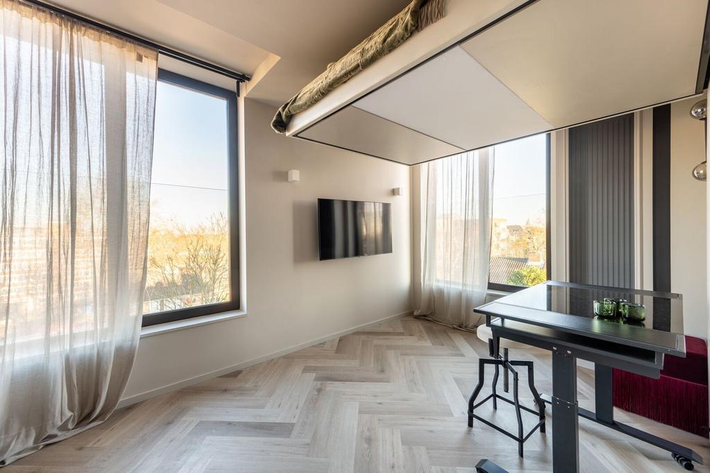 Apartment in London - More