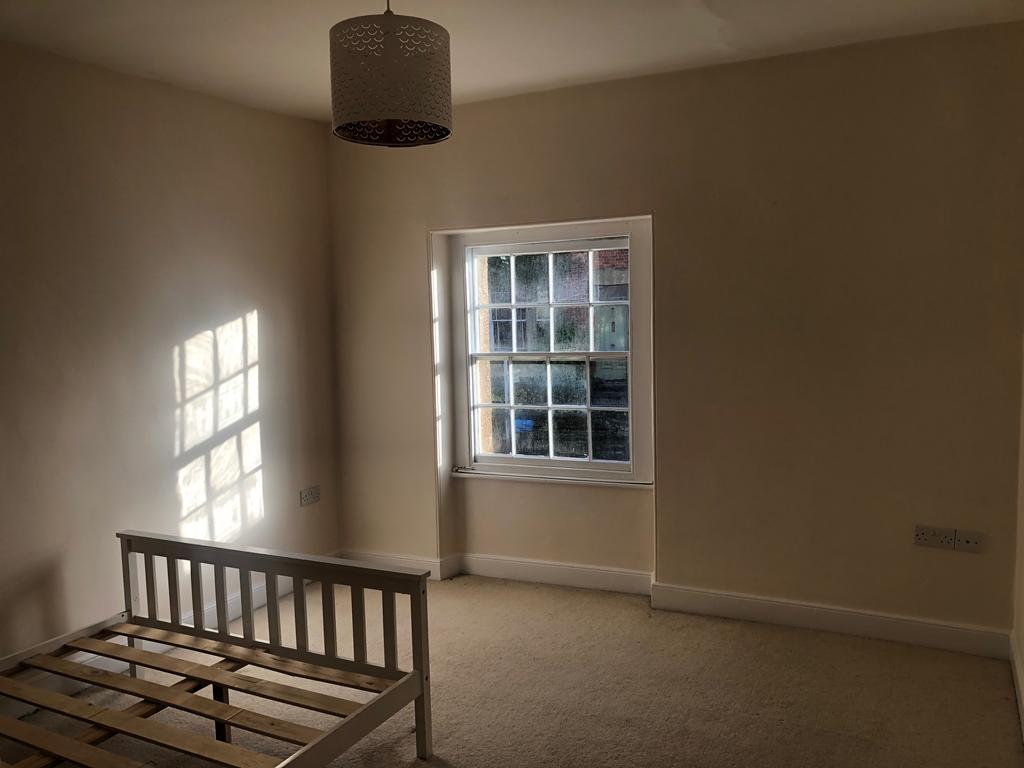 House in Glastonbury, Somerset - View 5