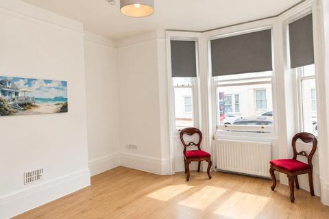 Studio for sale, Norfolk Road, Littlehampton
