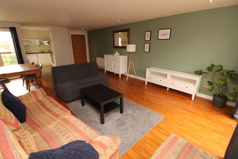 undefined, Great Dovehill, Glasgow G1