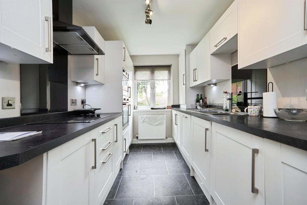 Apartment in Leeds - View 3