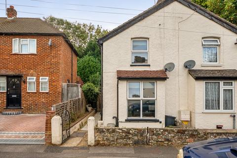 Milton Road, Caterham CR3