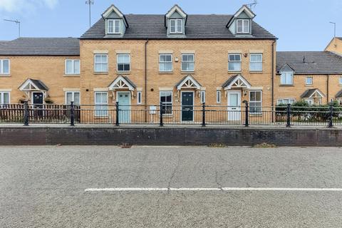 3 bedroom townhouse for sale, School Lane, Higham Ferrers