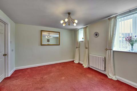 2 bedroom apartment for sale, Riverside Maltings, Oundle, Peterborough, Northamptonshire, PE8