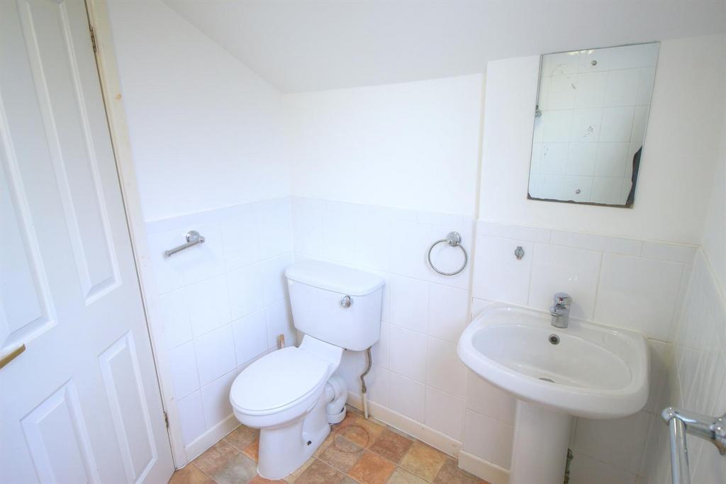 Apartment in Worcs - View 5