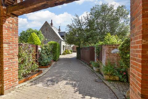 2 bedroom end of terrace house for sale, Apse Manor Road, Shanklin, Isle of Wight