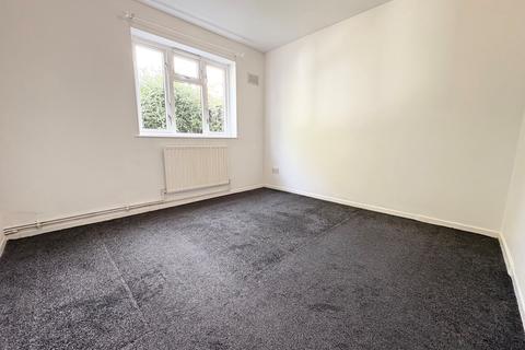 1 bedroom flat to rent, Maynard Close, BRISTOL, BS13