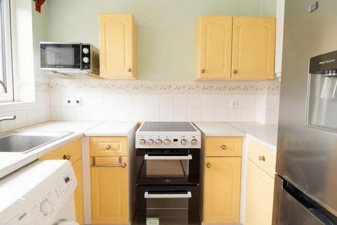 2 bedroom terraced house to rent, Limassol Road, DEREHAM