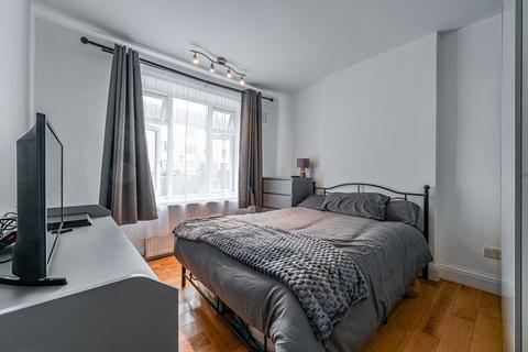 2 bedroom flat for sale, Chinbrook Road, Grove Park, London, SE12