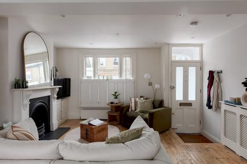 3 bedroom terraced house for sale, Lausanne Road, London, SE15