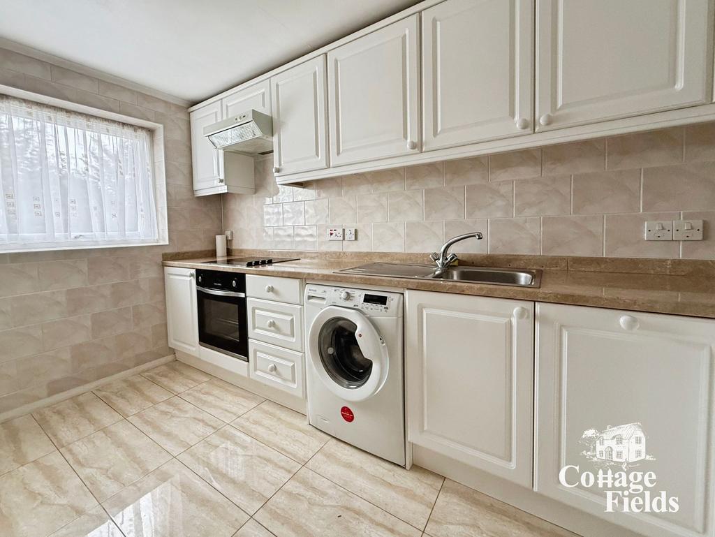 Apartment in Enfield - View 2
