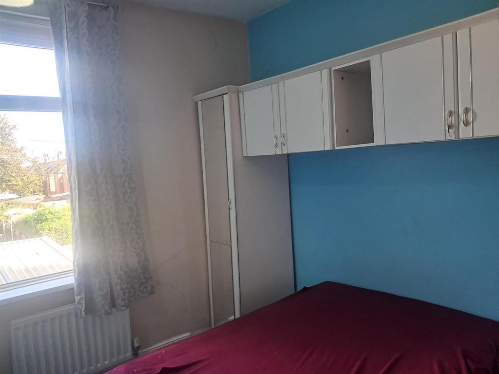 Apartment in Newcastle Upon Tyne - View 4