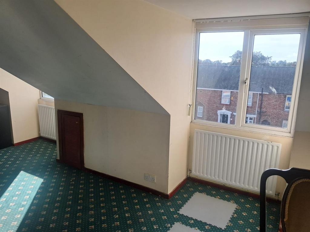 Apartment in Newcastle Upon Tyne - View 5