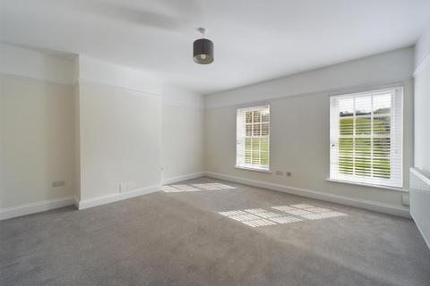 2 bedroom flat to rent, Queen Street, Hitchin SG4