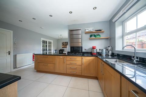 4 bedroom detached house for sale, Jasmin Way, Hemel Hempstead, HP1