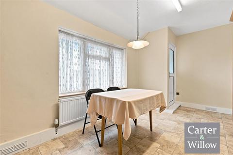 1 bedroom apartment for sale, Easebourne Road, Essex