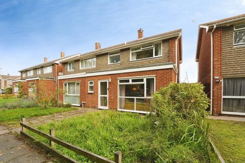 3 bedroom semi-detached house for sale, Cheyney Close, Gloucester, Gloucestershire, GL4