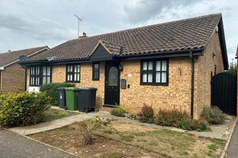 3 bedroom bungalow to rent, The Russets, Upwell, Wisbech