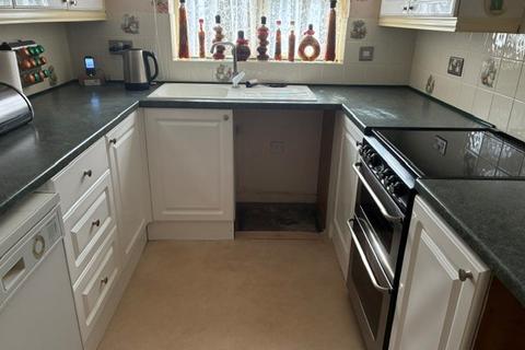 3 bedroom bungalow to rent, The Russets, Upwell, Wisbech