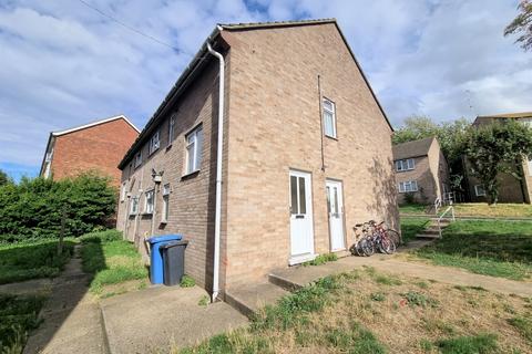 1 bedroom maisonette to rent, Minden Road, SUDBURY