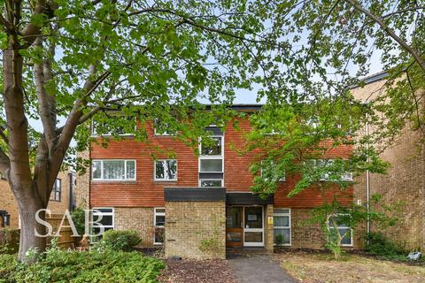 2 bedroom flat for sale, Buckingham Avenue, Perivale, UB6