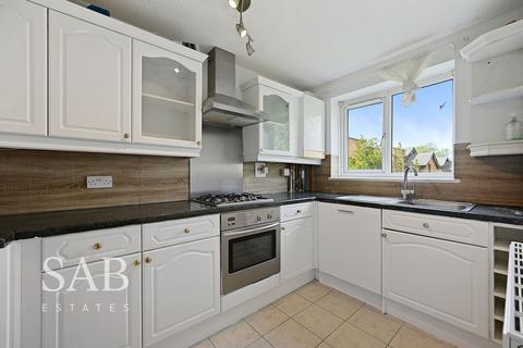 2 bedroom flat for sale, Buckingham Avenue, Perivale, UB6