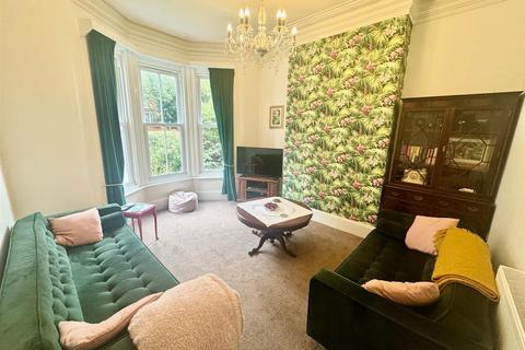 4 bedroom semi-detached house for sale, Londesborough Road, Scarborough