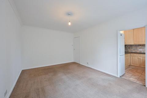 2 bedroom flat for sale, College Road, Epsom