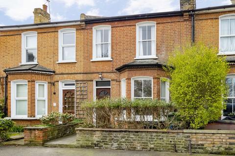 3 bedroom terraced house to rent, Heron Road, St Margarets TW1
