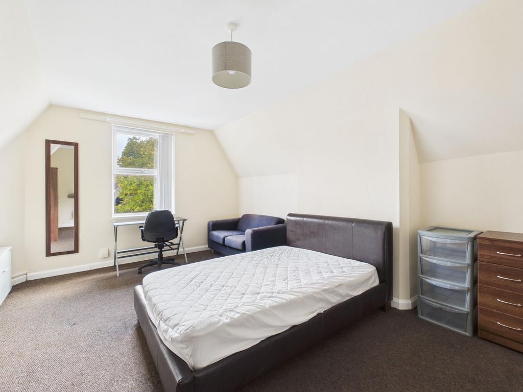 House in Nottingham, The Park - View 3
