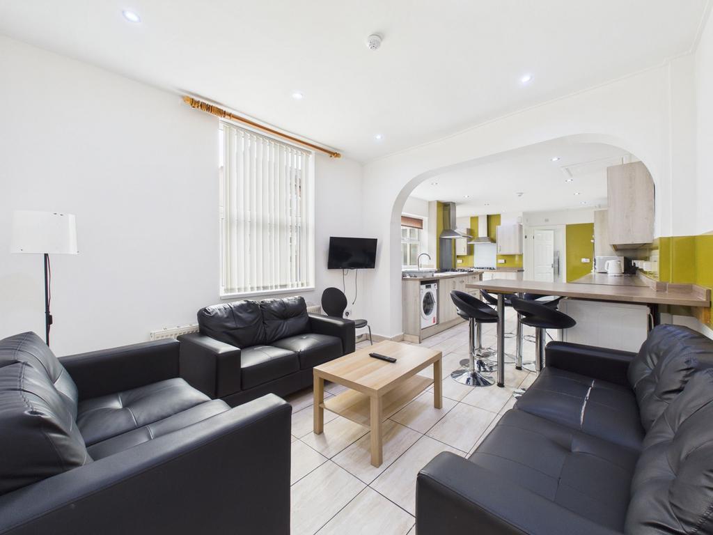 House in Nottingham, Old Lenton, Lenton - View 2