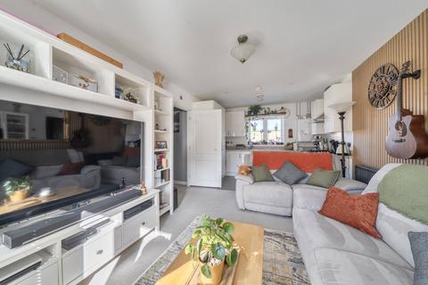 2 bedroom maisonette for sale, Hurst Avenue, Blackwater, Camberley