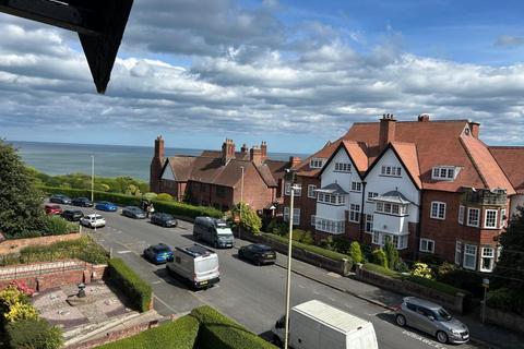 3 bedroom flat for sale, Esplanade Crescent, Scarborough