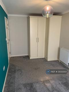 2 bedroom flat to rent, Central Park, Southampton, SO14