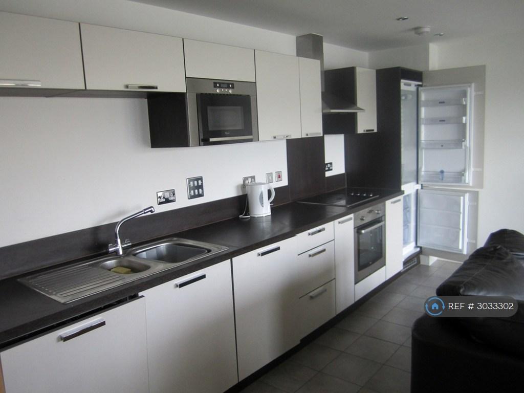 Apartment in London - View 3