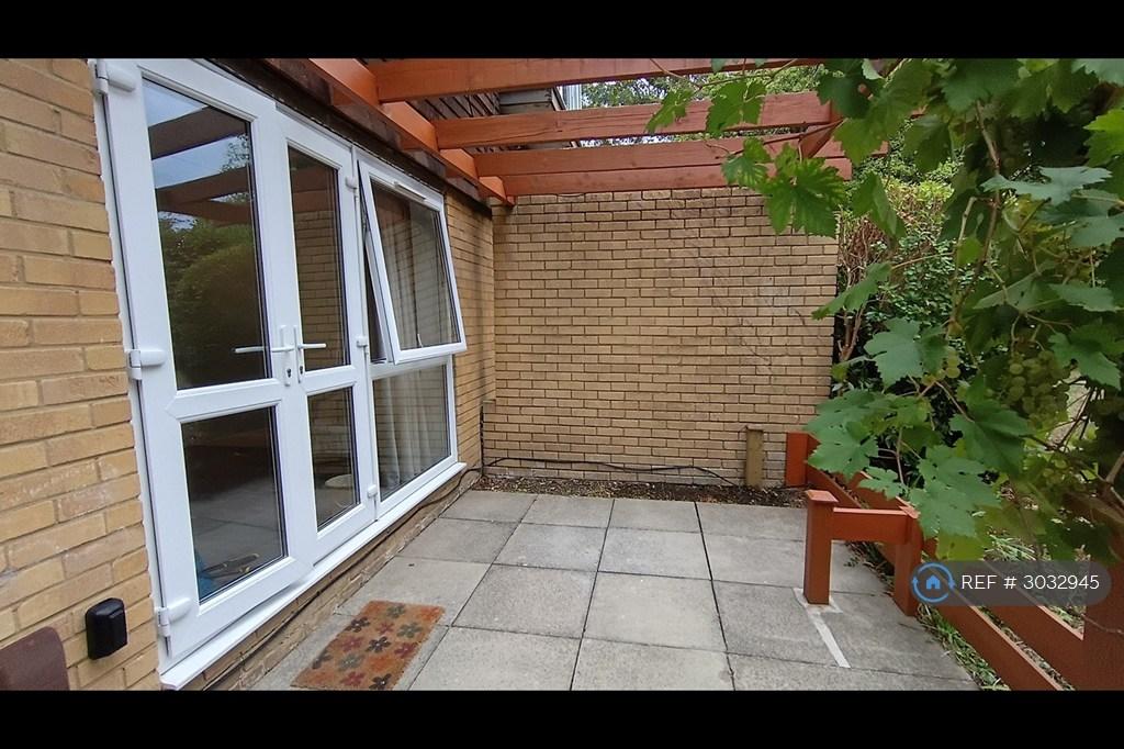 Apartment in London - View 3
