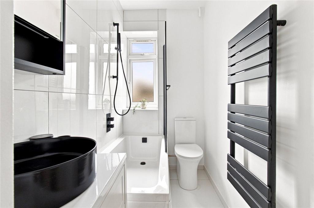 Apartment in London - View 2