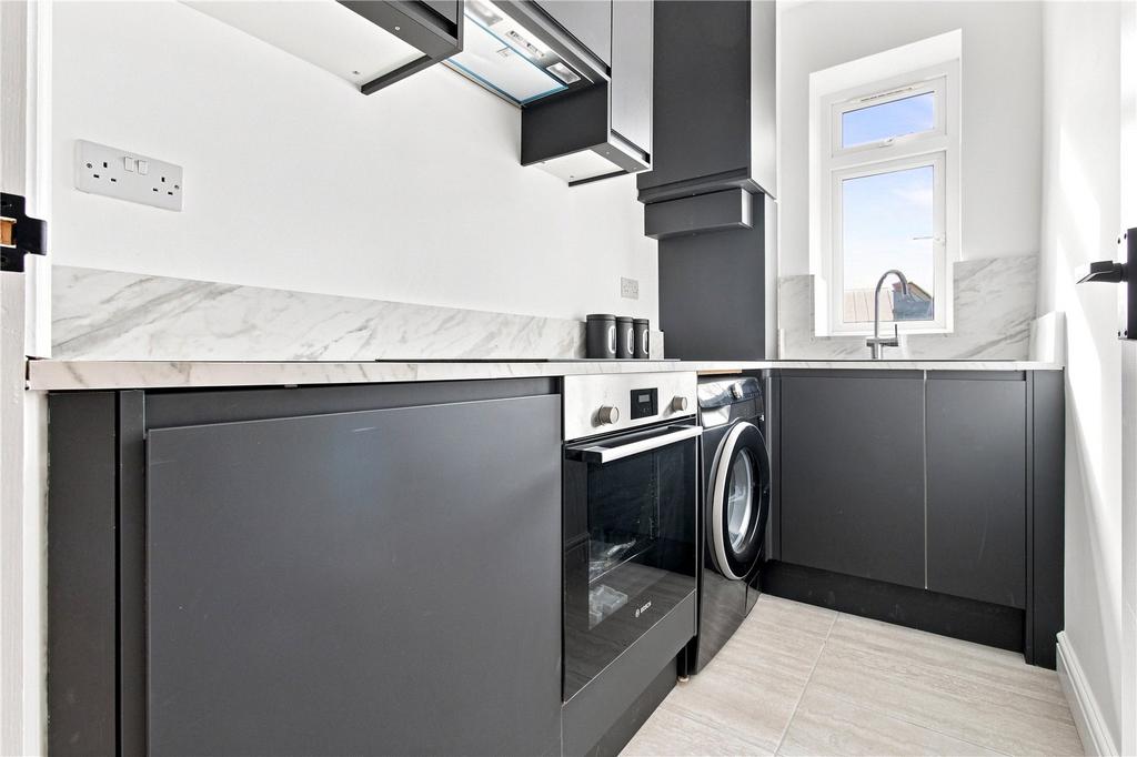 Apartment in London - View 3