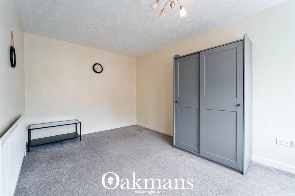House in Birmingham, West Midlands - More