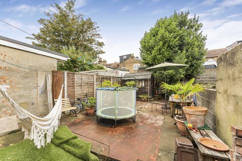 3 bedroom terraced house for sale, Millais Road, London E11