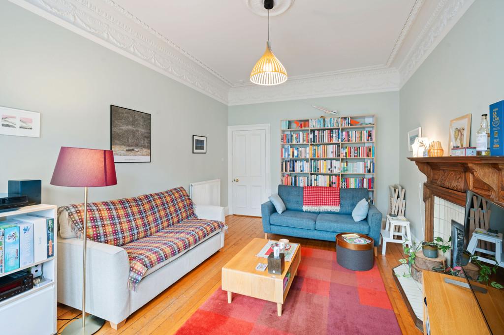 Apartment in EDINBURGH - More