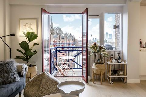 4 bedroom flat for sale, Maynards Quay, London E1W