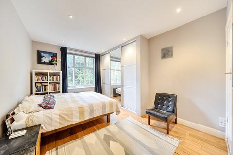 3 bedroom flat for sale, Burgess Hill, West Hampstead, London, NW2
